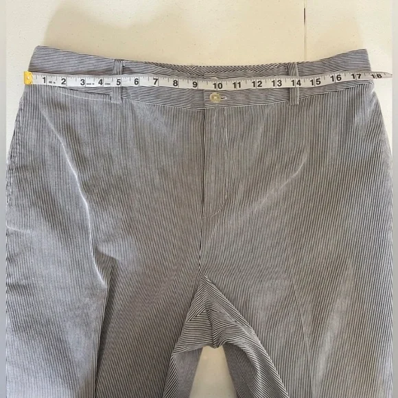 Lauren Ralph Lauren Striped Nautical Bermuda Shorts Navy Blue and White Size 14 - Picture 5 of 6